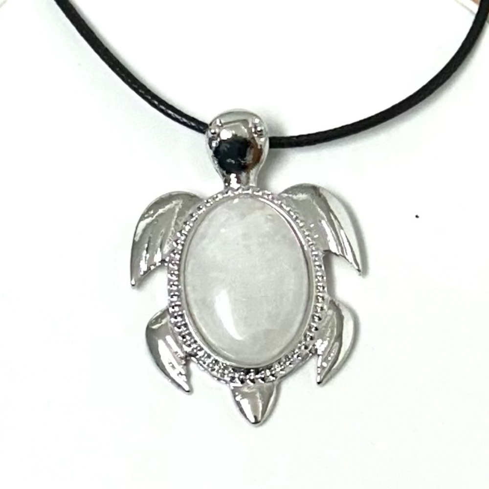 White Jade Natural Gemstone Turtle Pendant Necklace Healing Gemstone